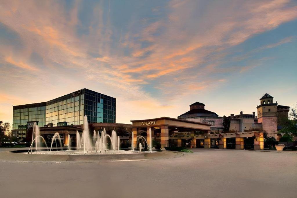 Argosy Casino Hotel & Spa Riverside Kültér fotó