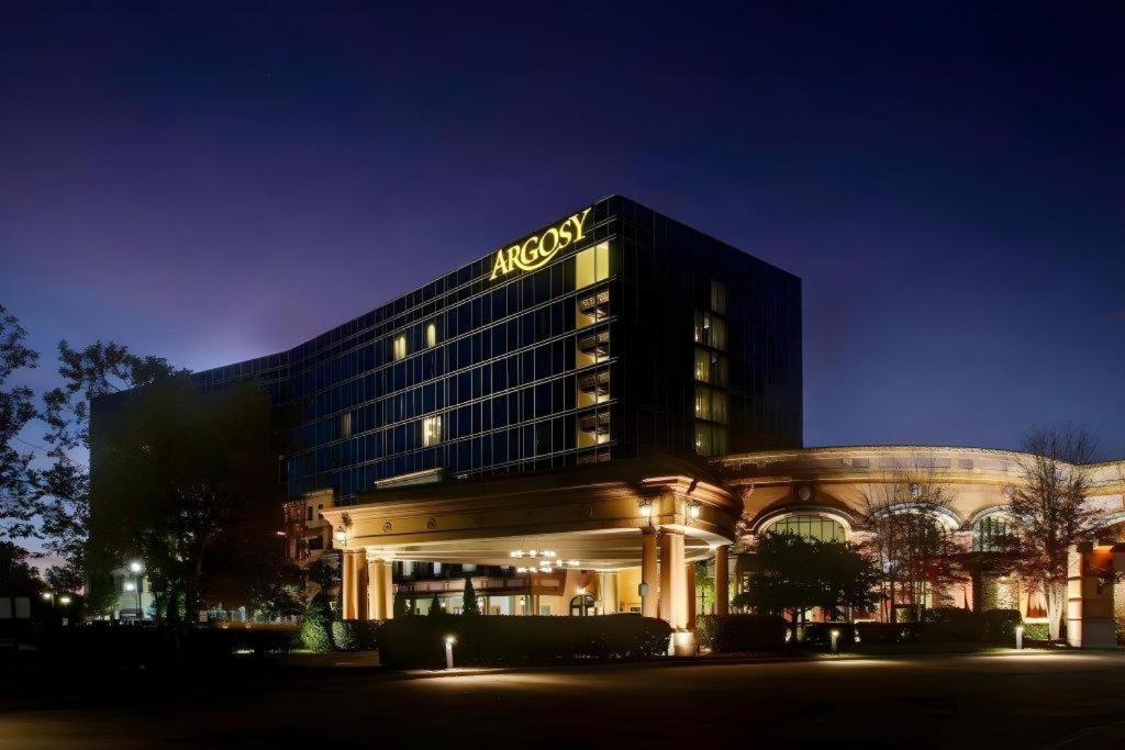 Argosy Casino Hotel & Spa Riverside Kültér fotó