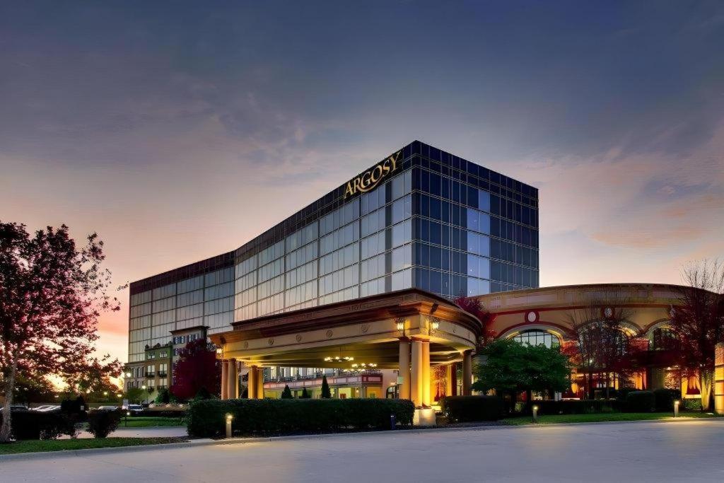 Argosy Casino Hotel & Spa Riverside Kültér fotó