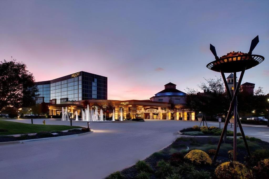 Argosy Casino Hotel & Spa Riverside Kültér fotó